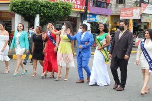 Desfile Cívico de Valencia.